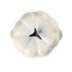 Le Creuset - Kürbisförmchen Mit Deckel 300 Ml - Meringue 14 Le Creuset - Kürbisförmchen Mit Deckel 300 Ml - Meringue -Stadter Speichern 45890 Kuerbisfoermchen mit Deckel 4